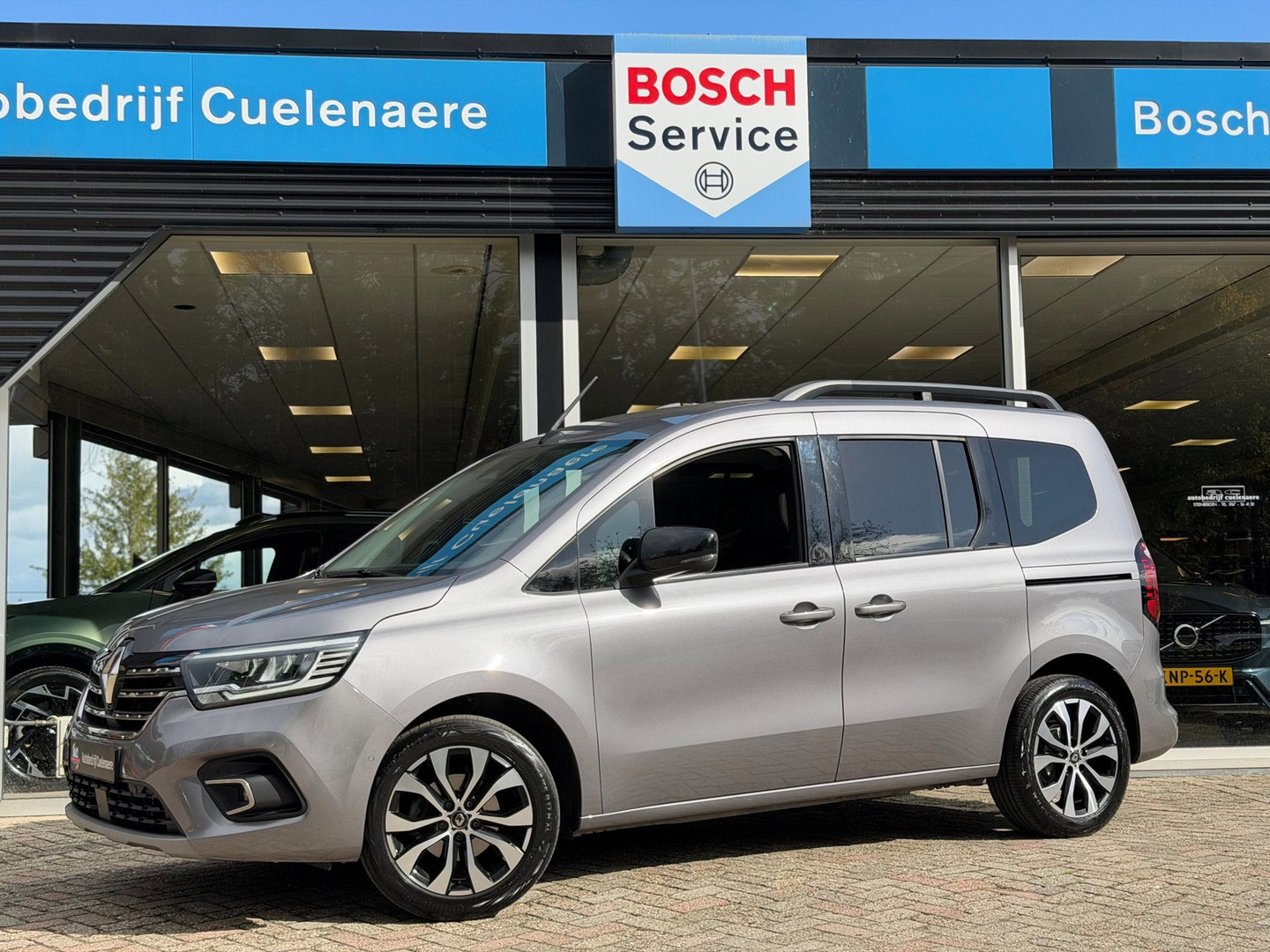 Renault Kangoo TCe 130 EDC Techno Navi / Trekhaak afn. / Camera / P-sensoren rondom / Stoel verw / Clima bij Cuelenaere | Bosch Car Service Cuelenaere