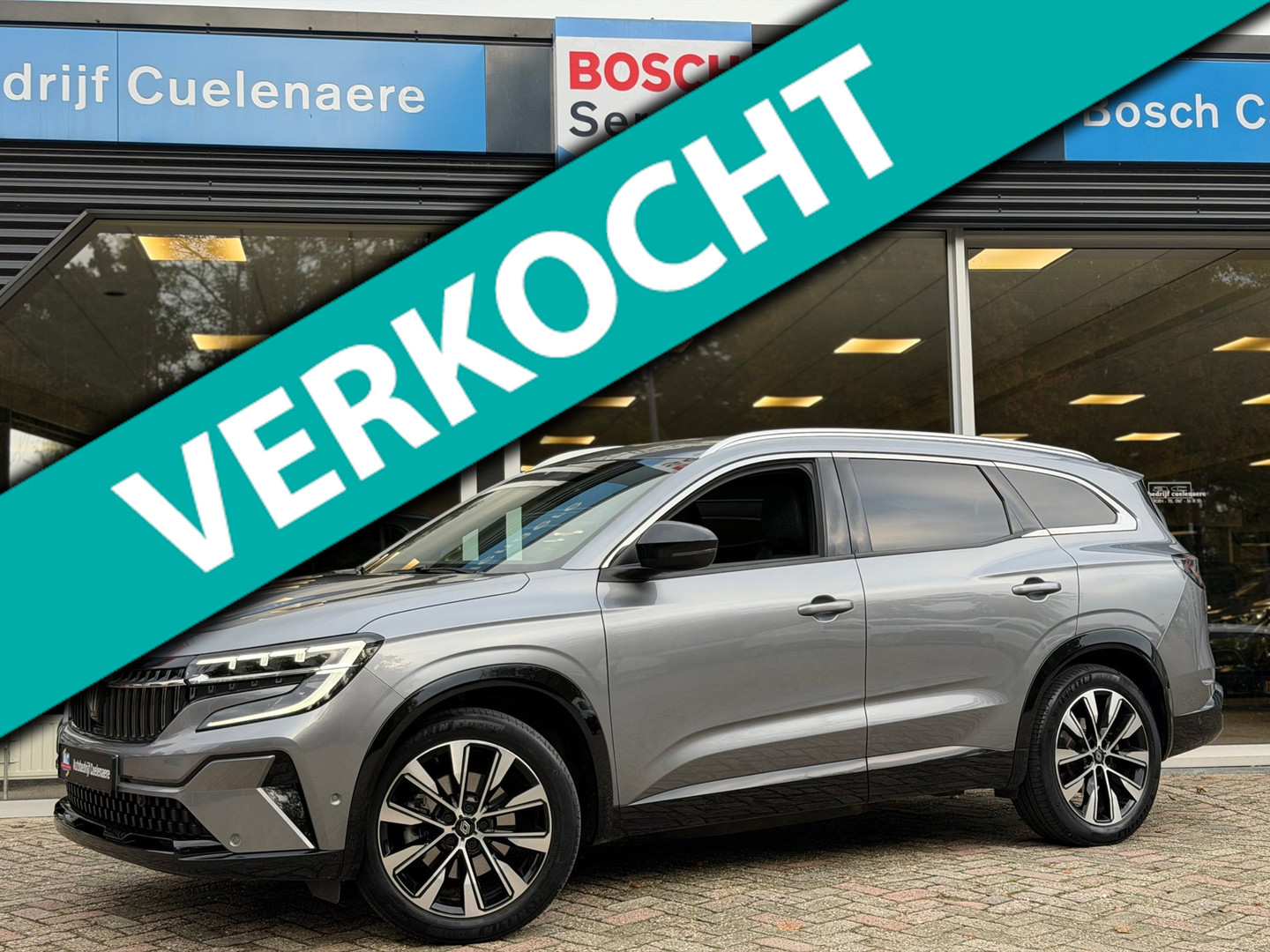 Renault Espace E-Tech full hybrid 200 techno 7pers. Trekhaak / Navi / P-sensoren - camera bij Cuelenaere | Bosch Car Service Cuelenaere