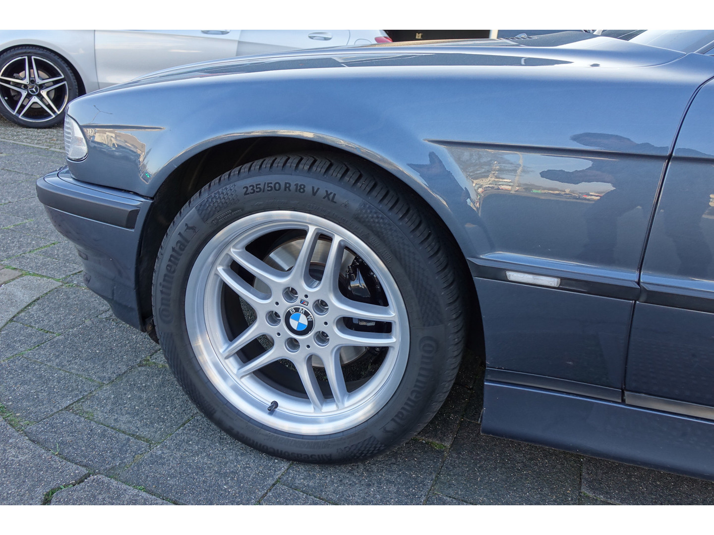 BMW