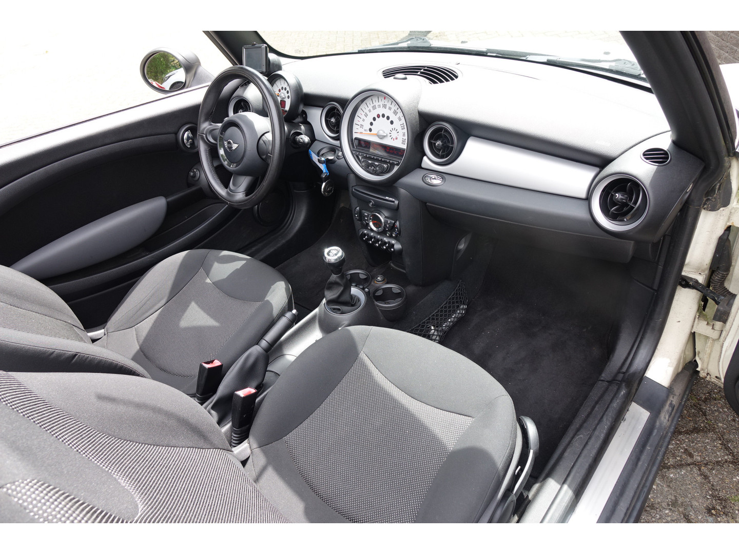 MINI