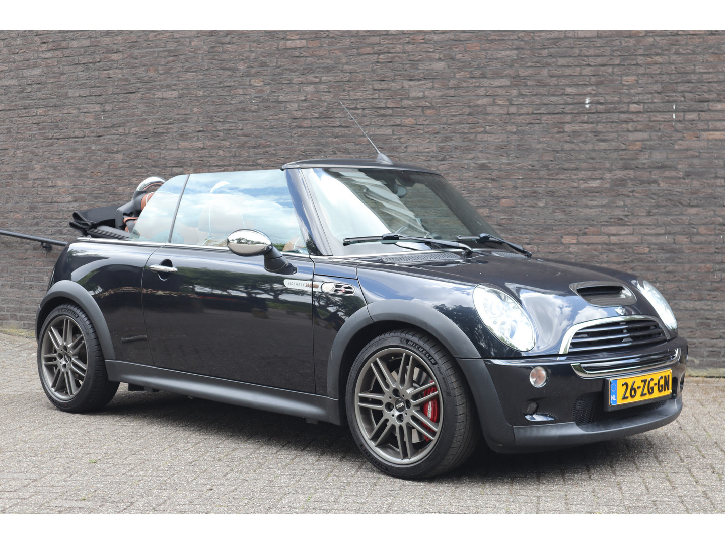 MINI