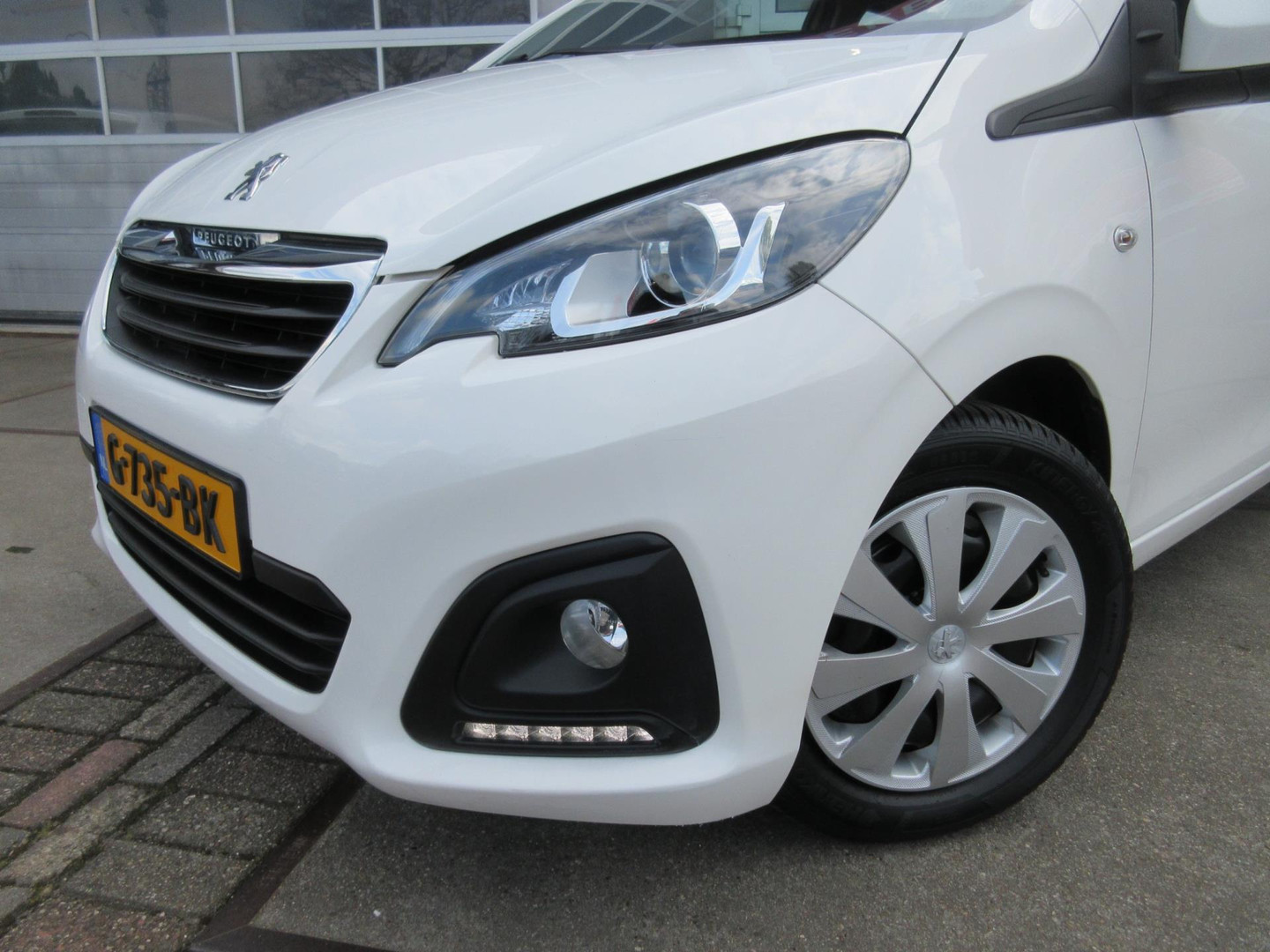 Peugeot