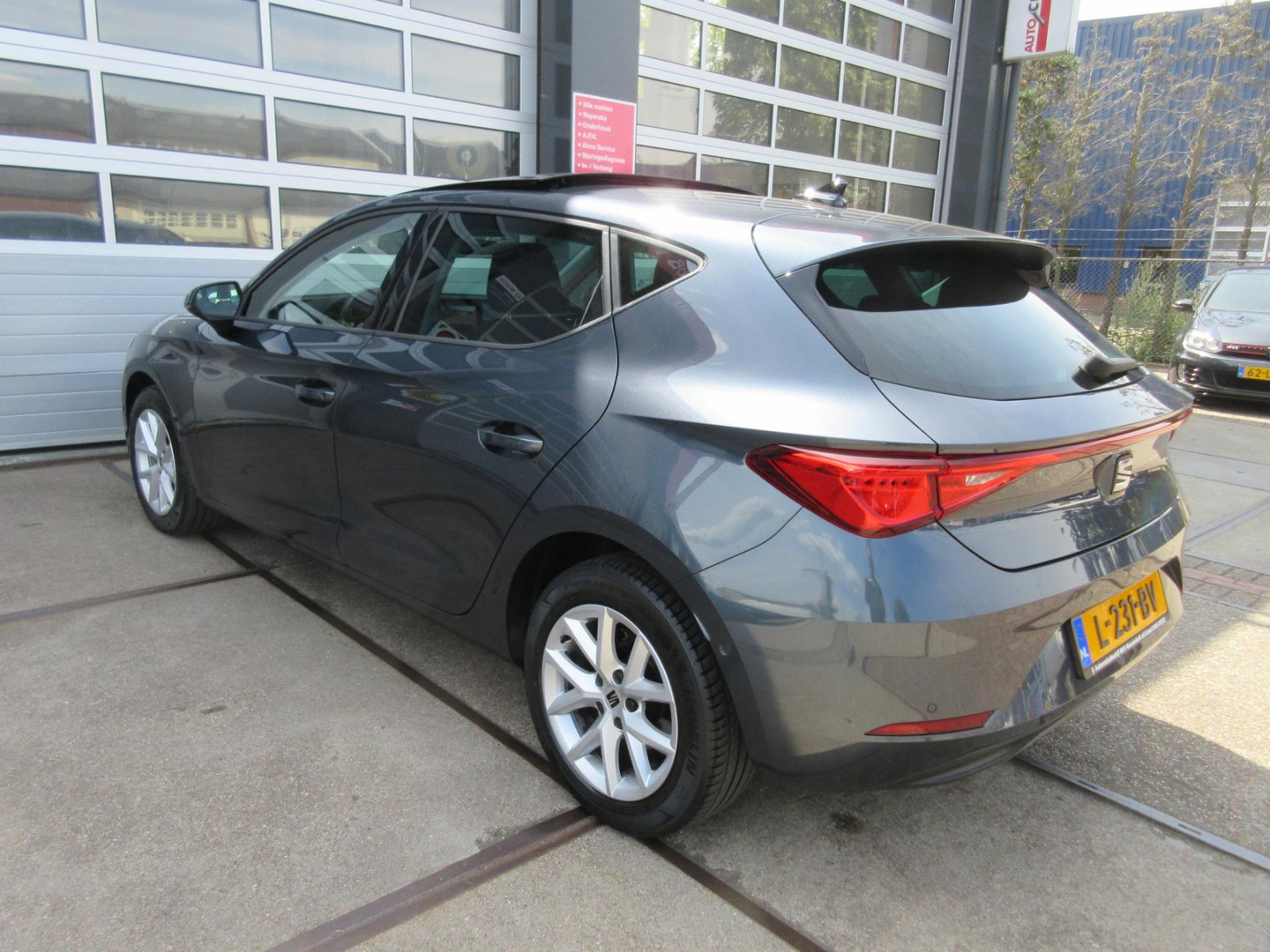 SEAT