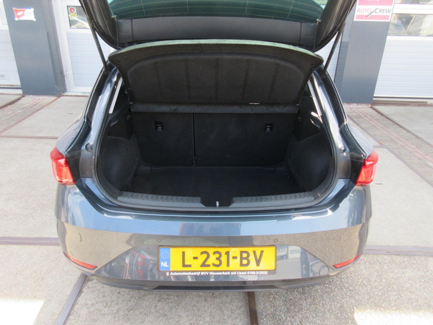 SEAT