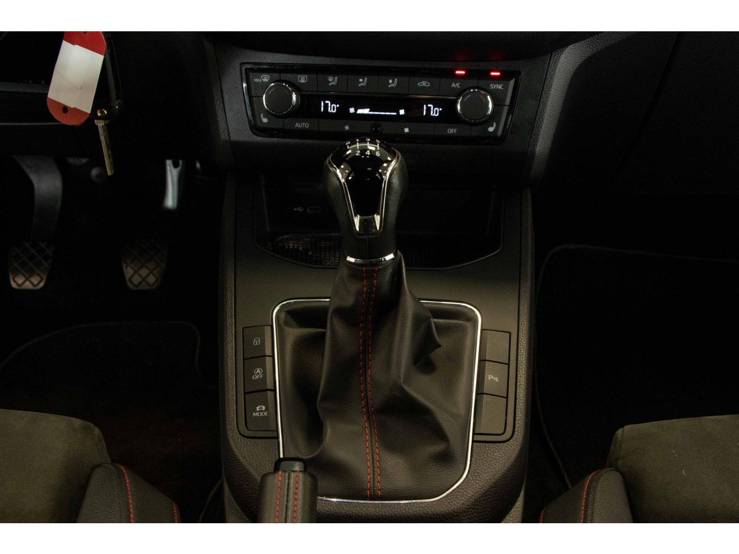 SEAT SEAT