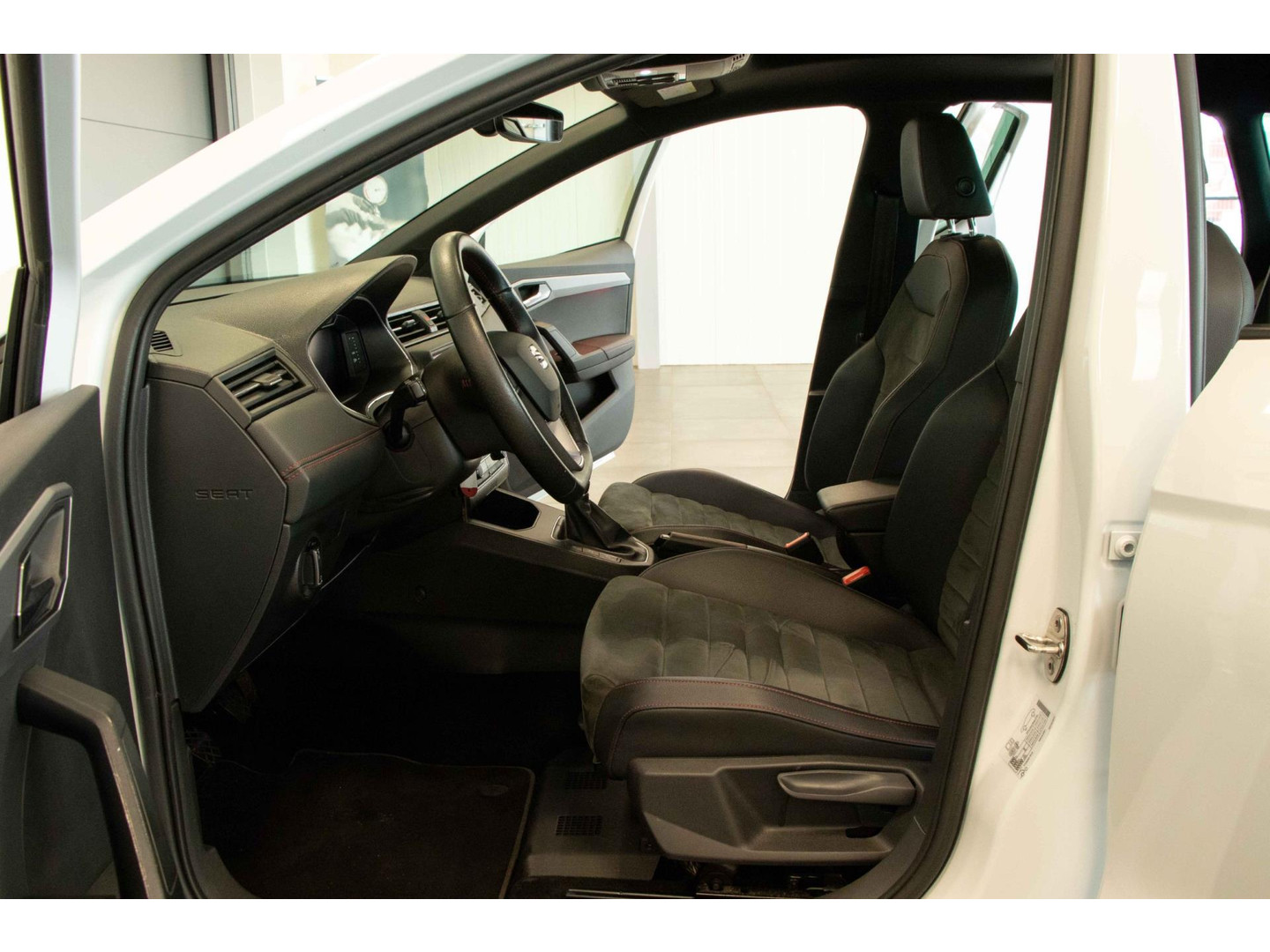 SEAT SEAT