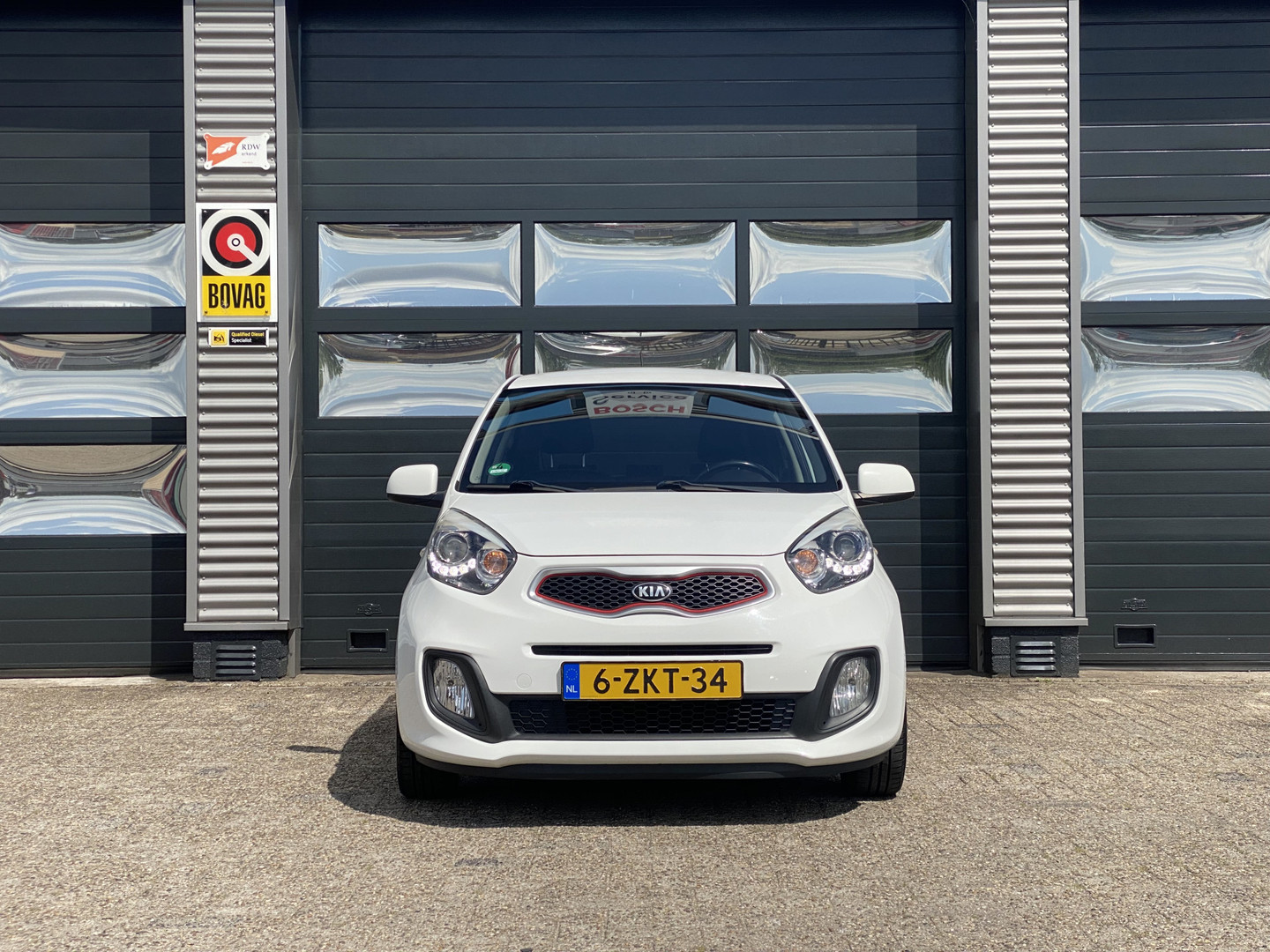 Kia