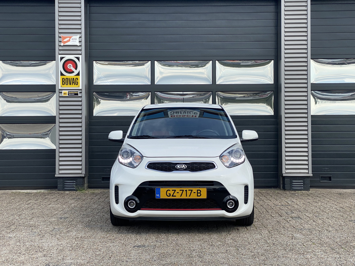 Kia