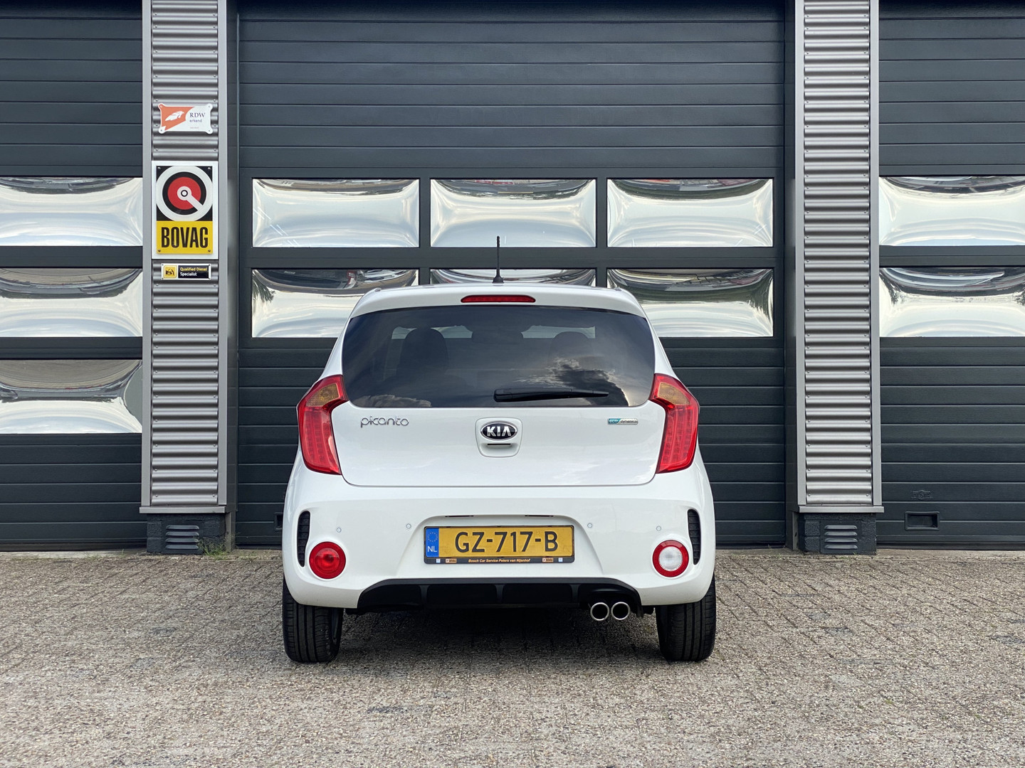 Kia