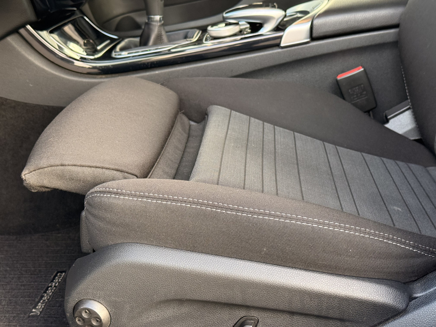 Mercedes-Benz Mercedes-Benz