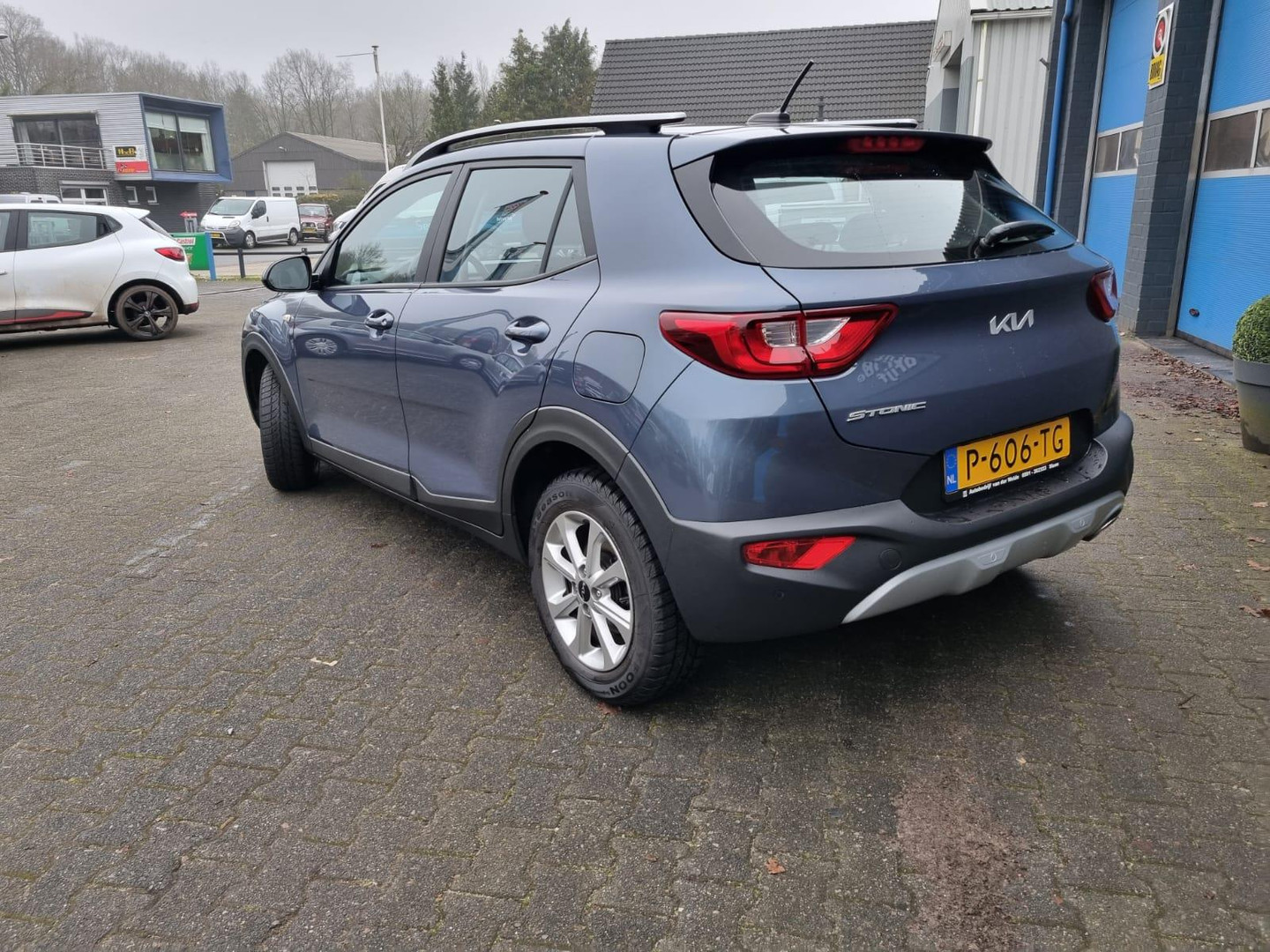 Kia