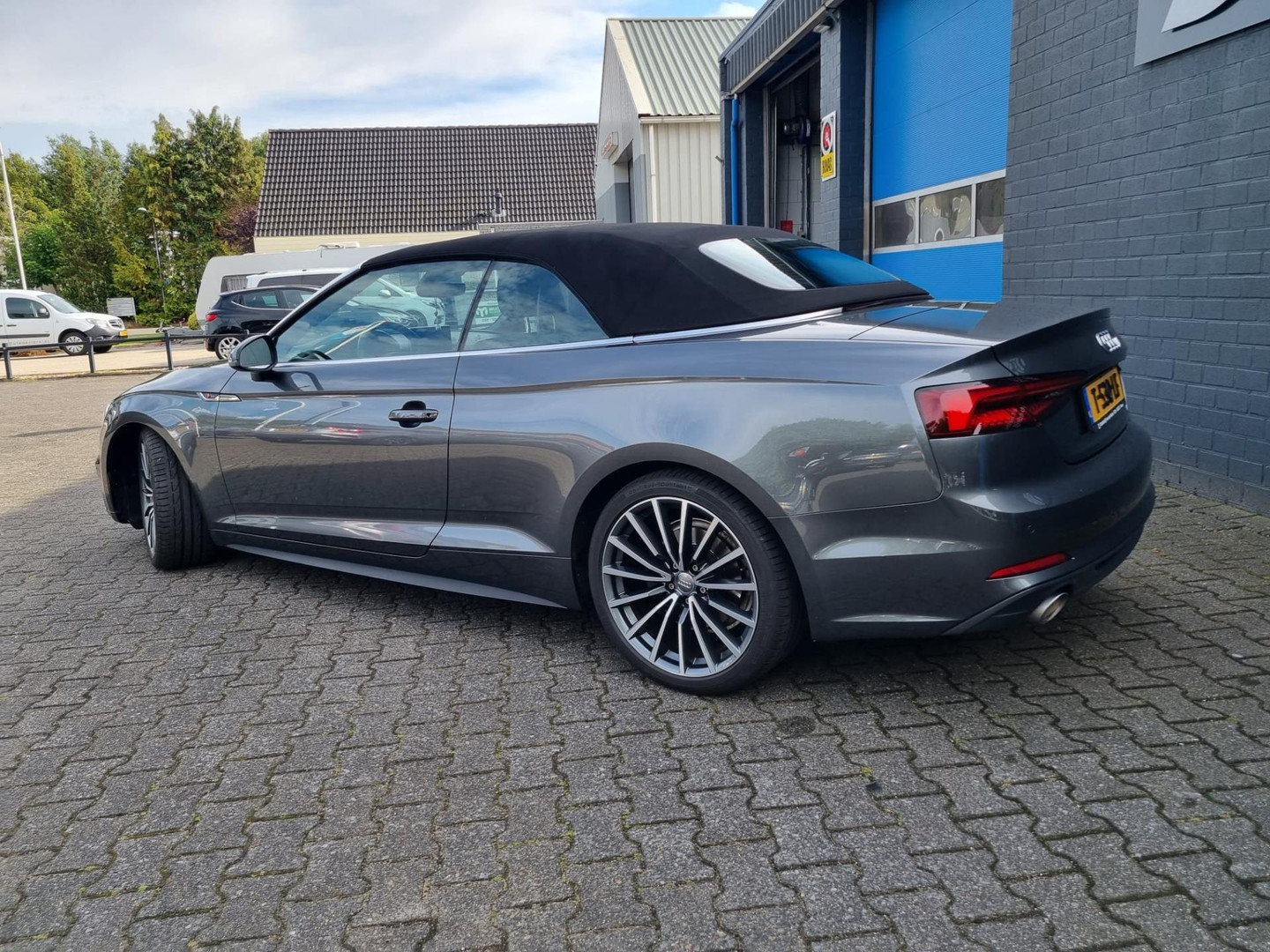 Audi
