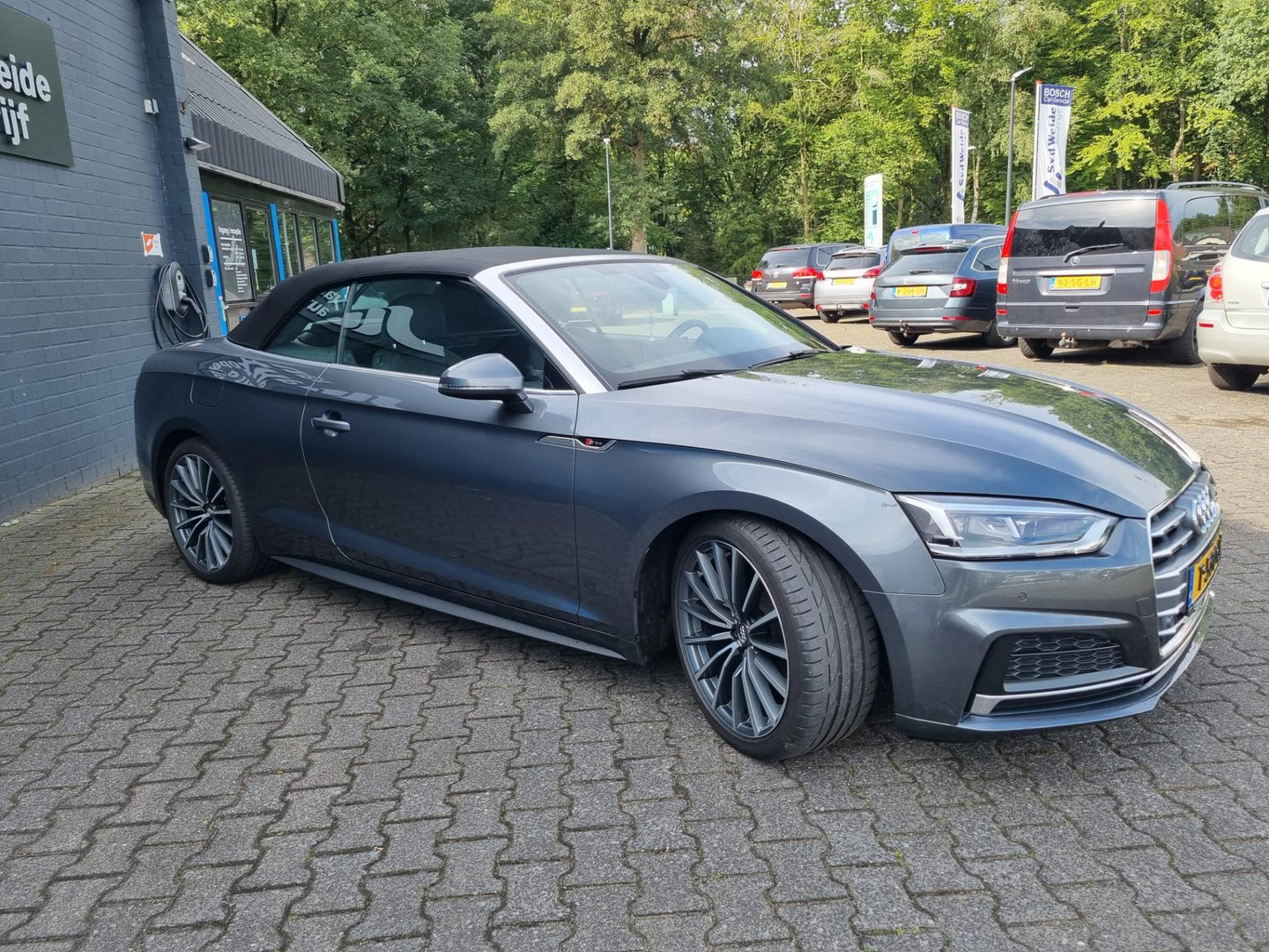 Audi
