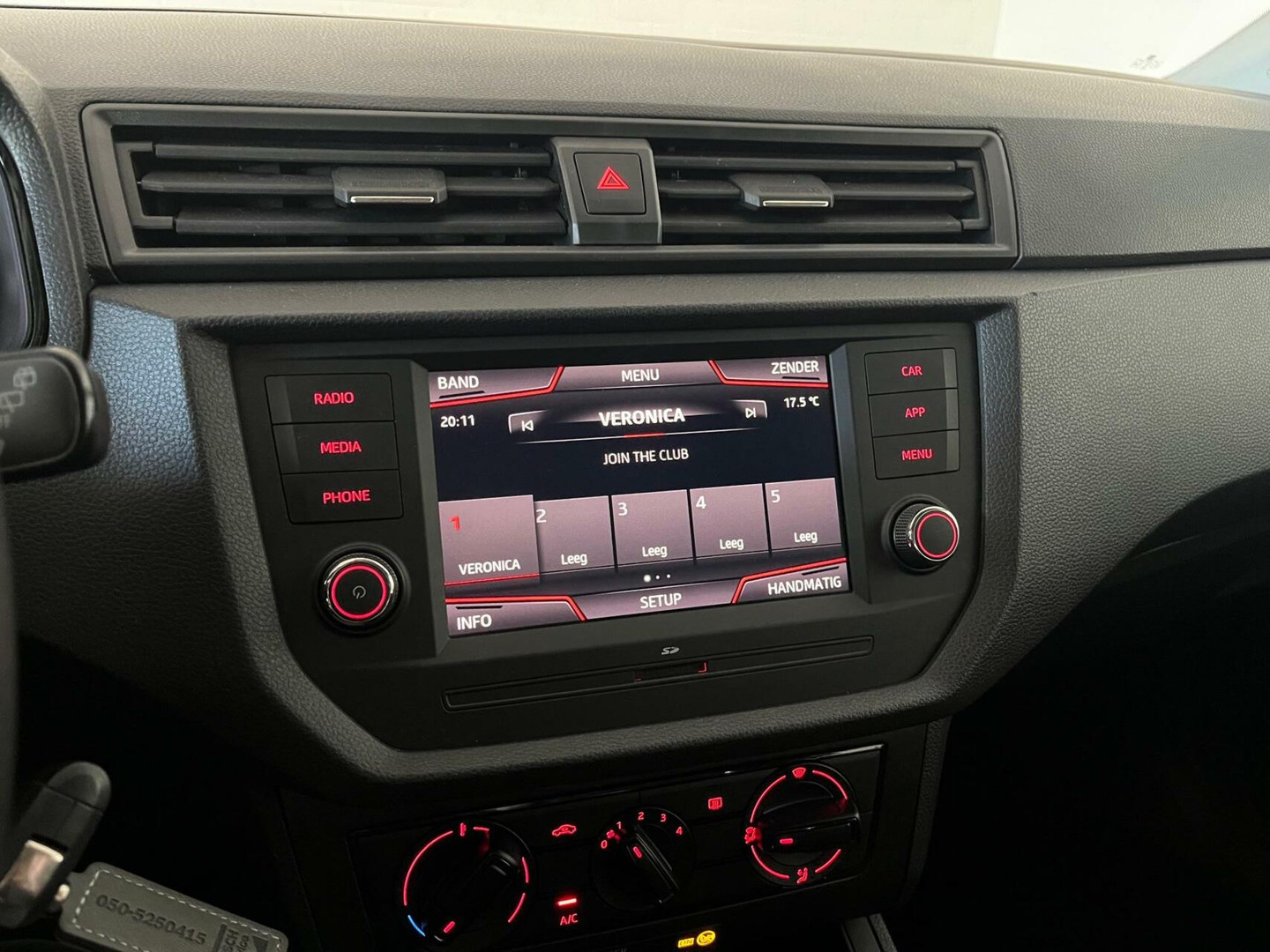 SEAT