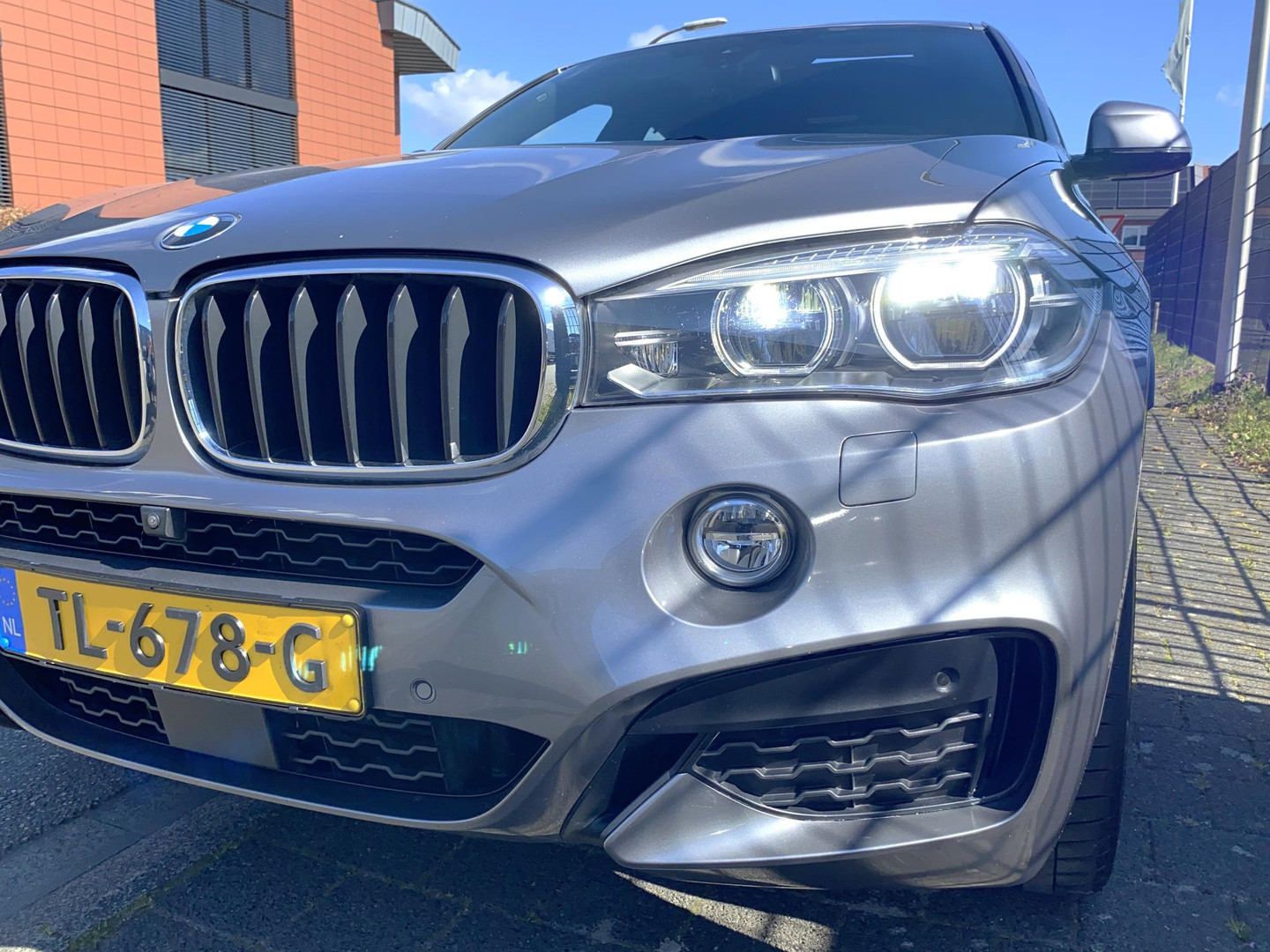 BMW BMW