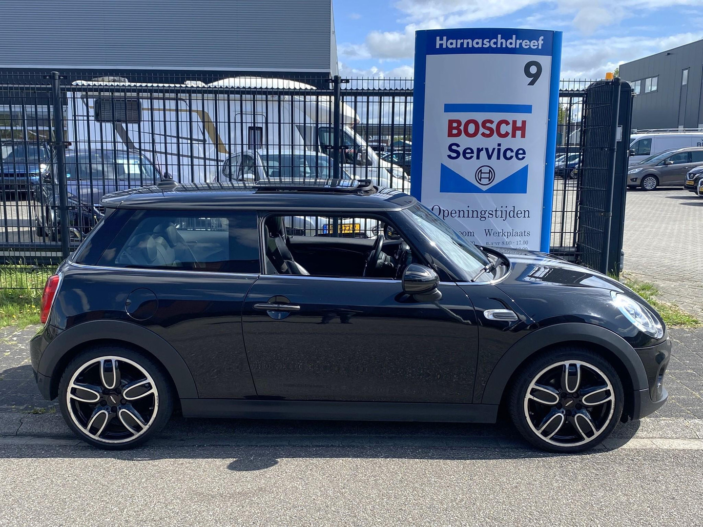 MINI