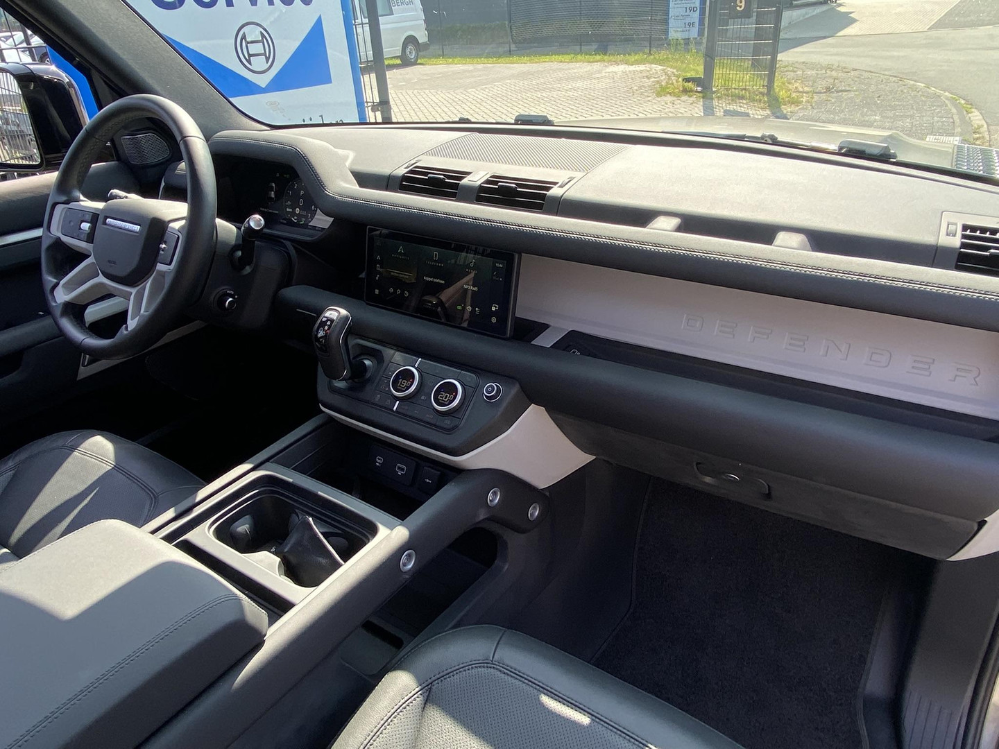 Land Rover