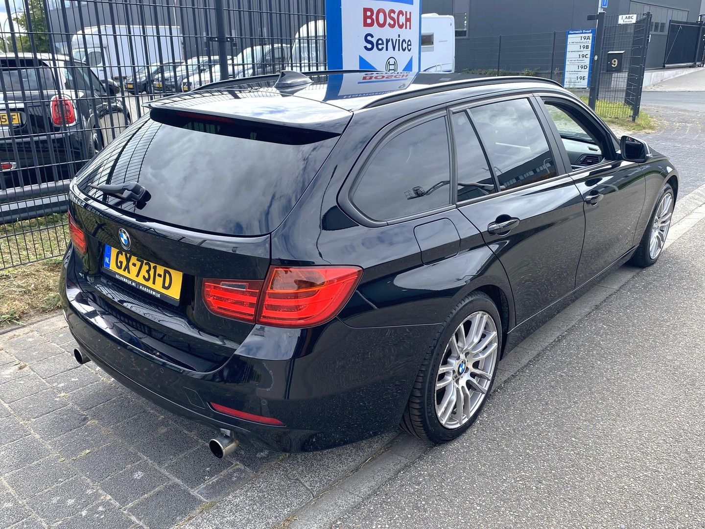 BMW BMW
