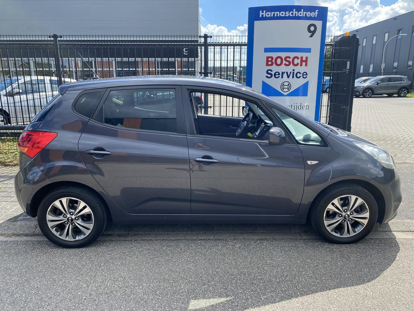 Kia