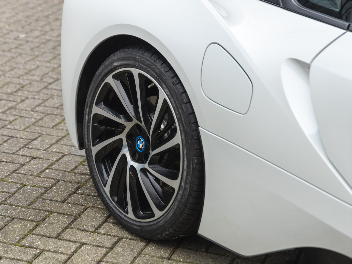 BMW BMW