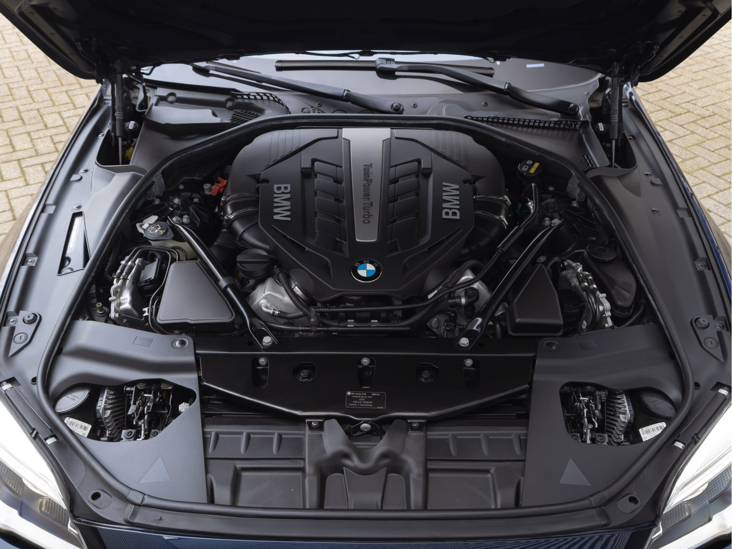 BMW BMW