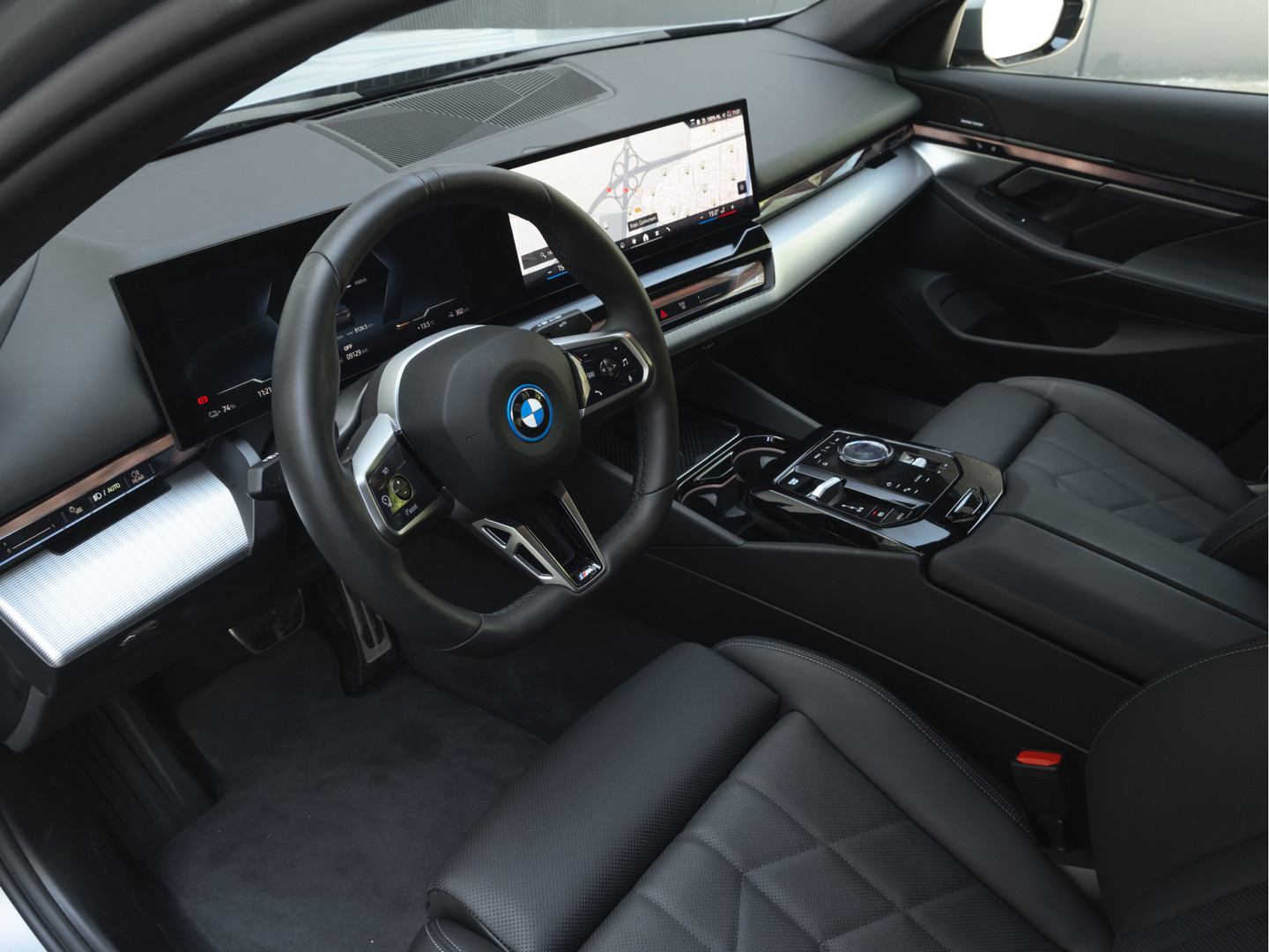 BMW BMW