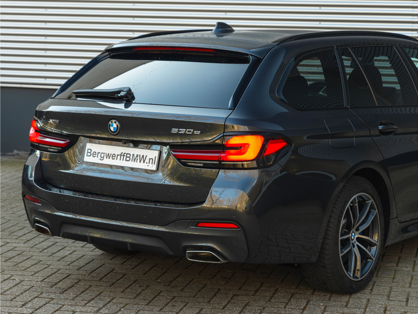 BMW