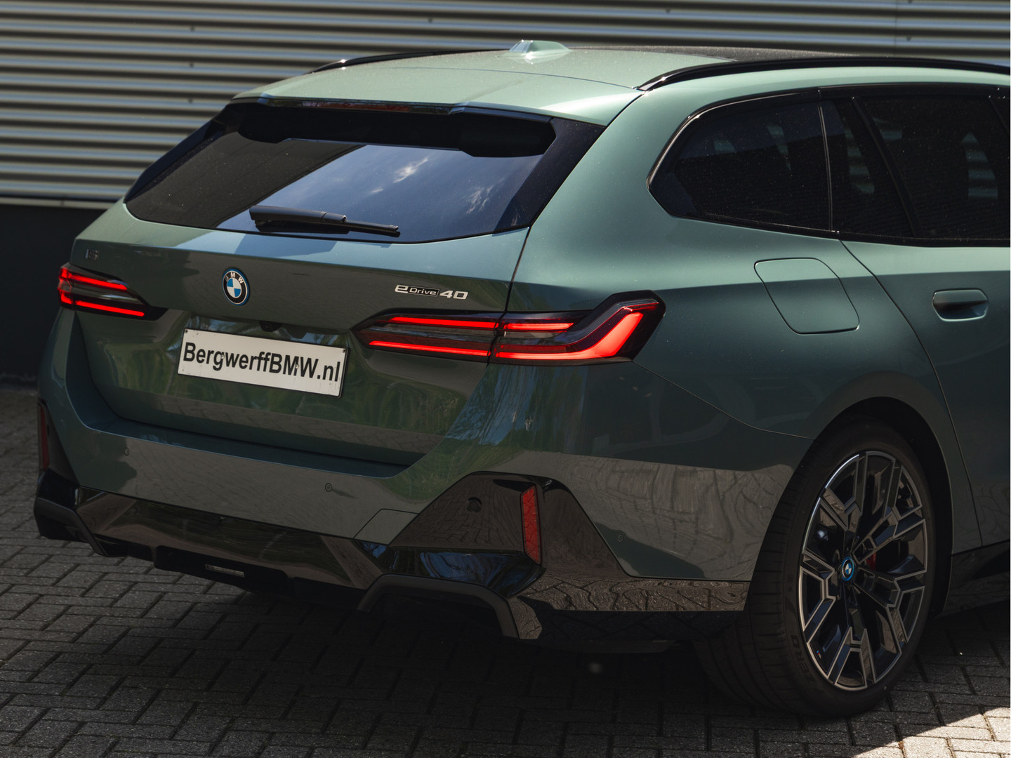 BMW BMW