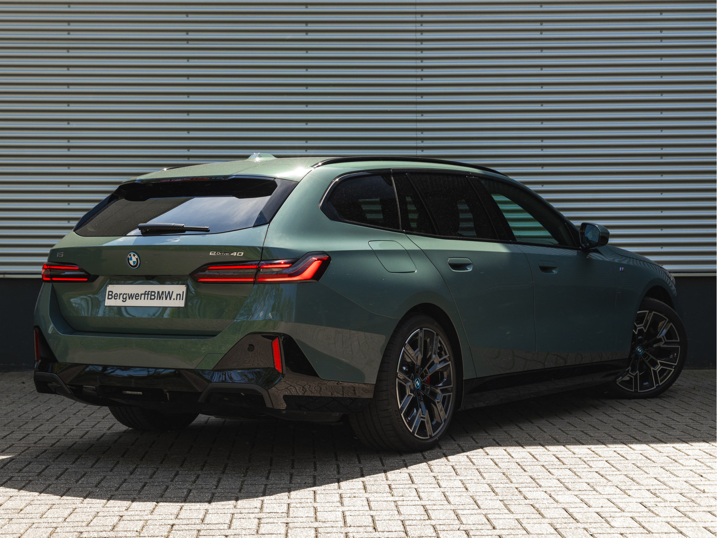 BMW BMW