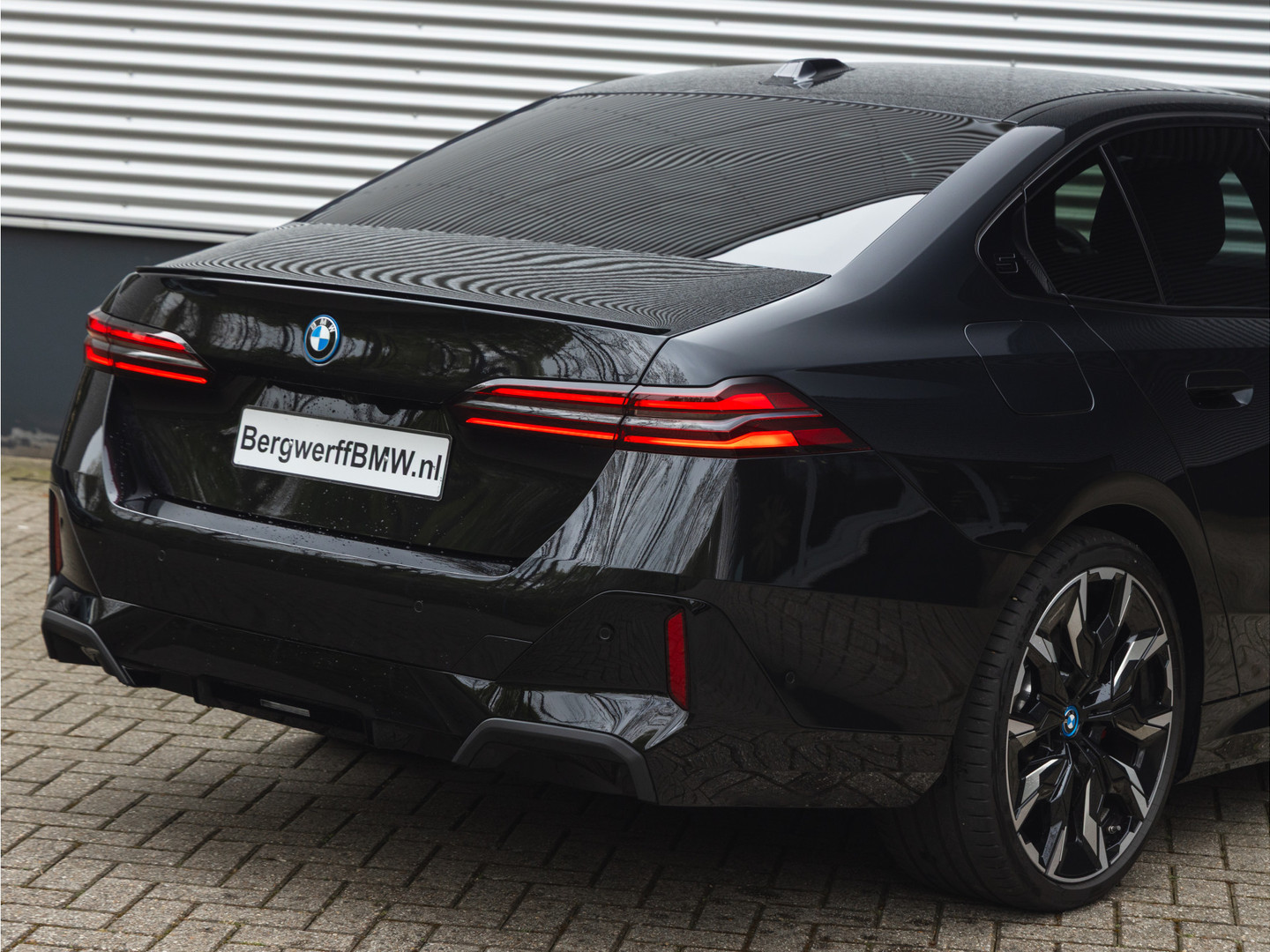 BMW BMW