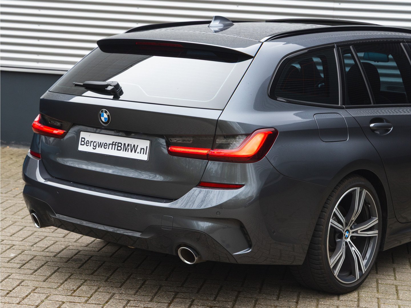 BMW BMW