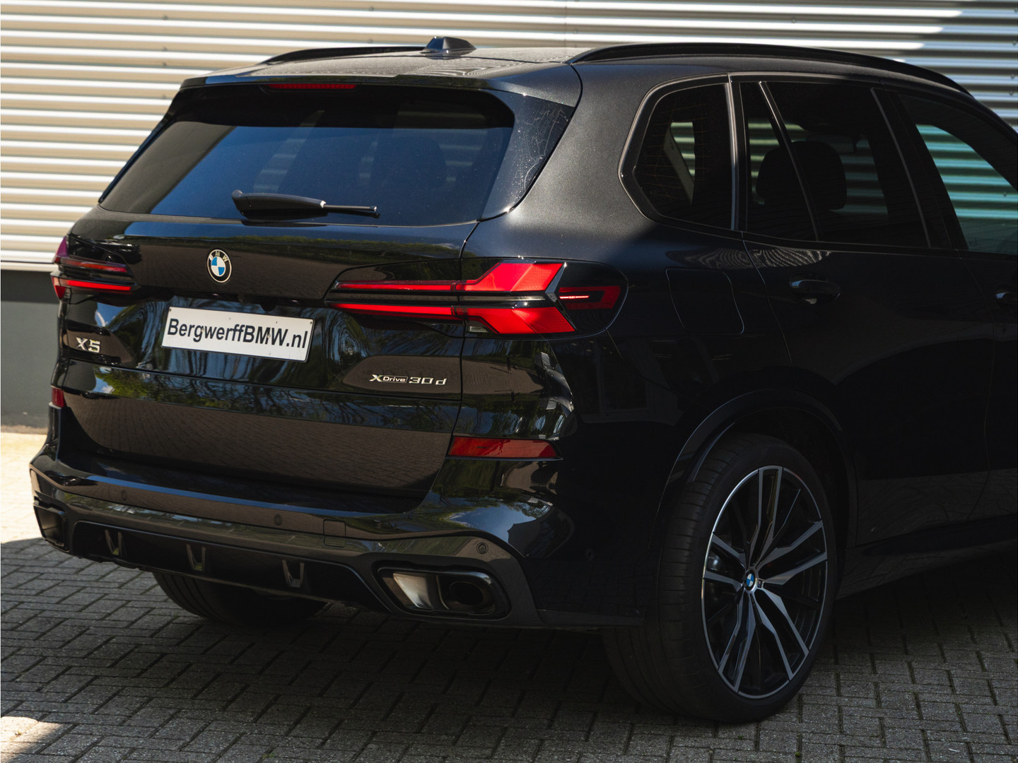 BMW BMW