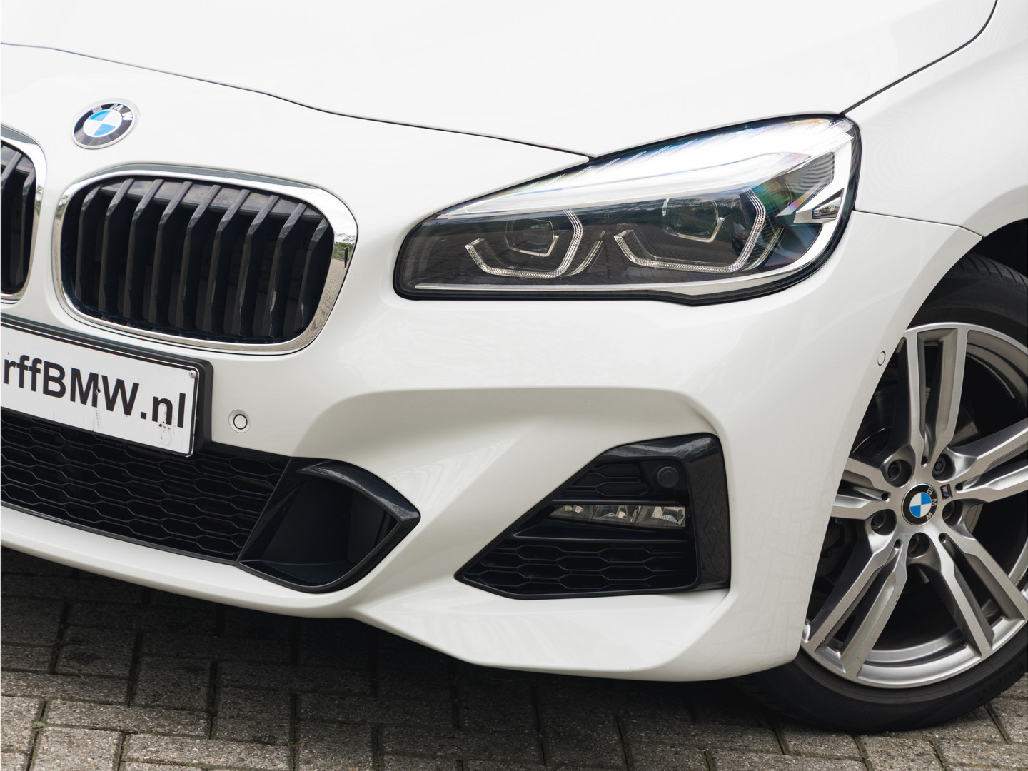BMW BMW