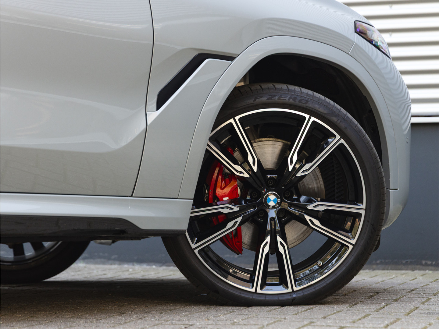BMW BMW