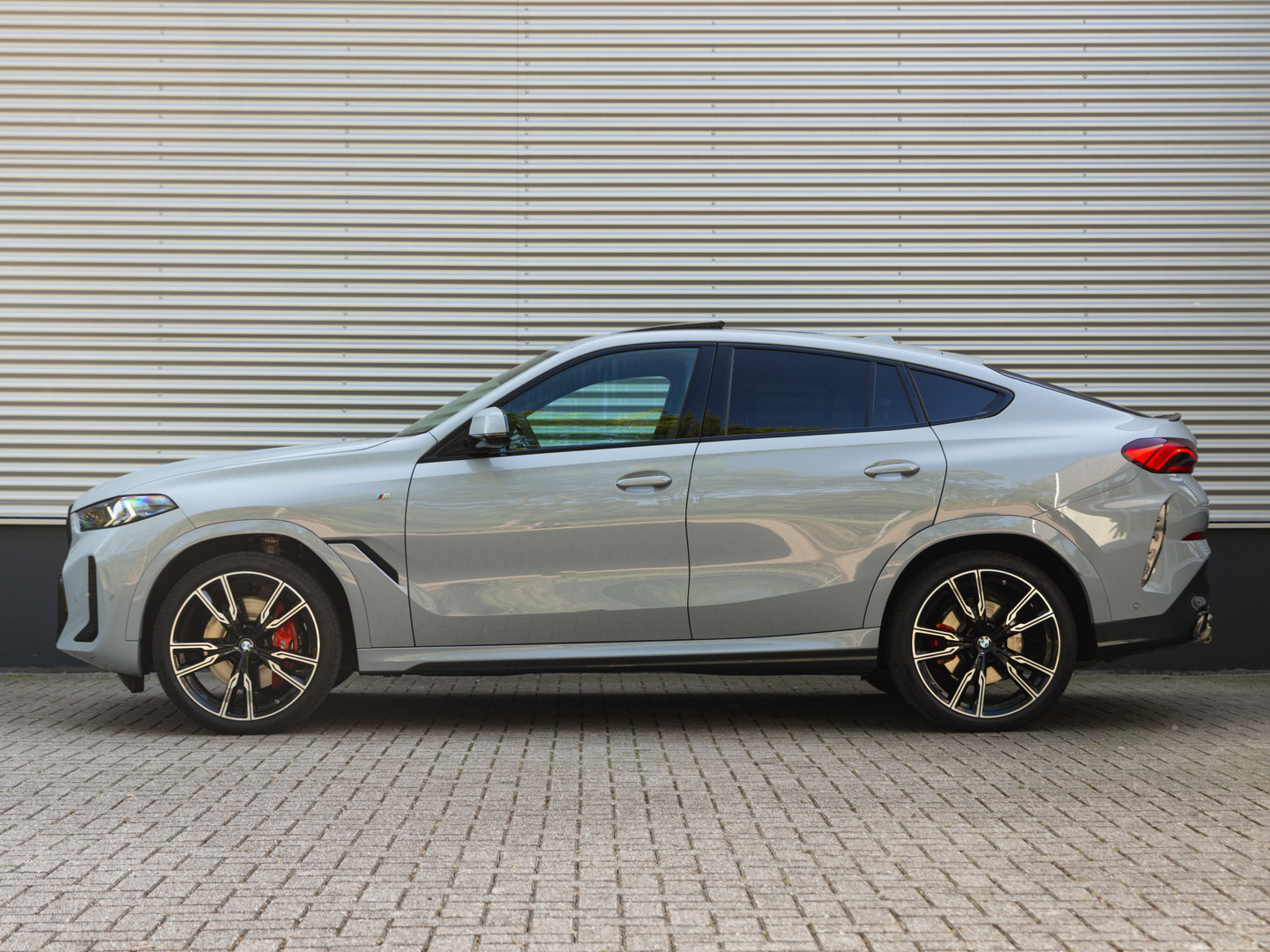 BMW BMW
