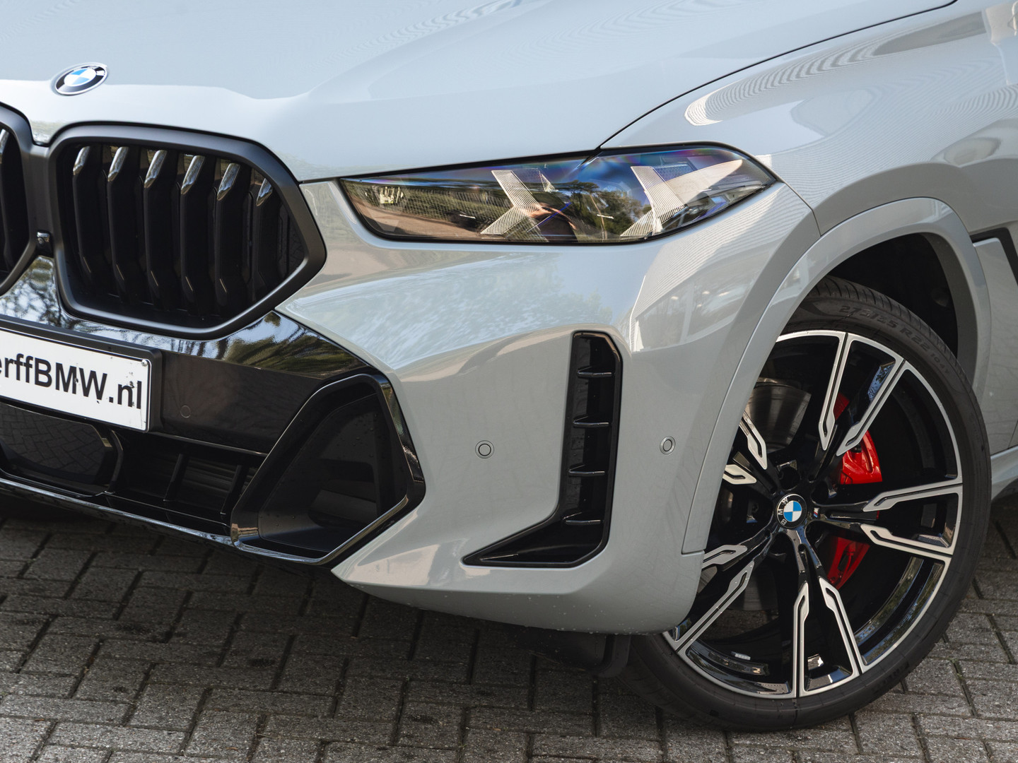 BMW BMW