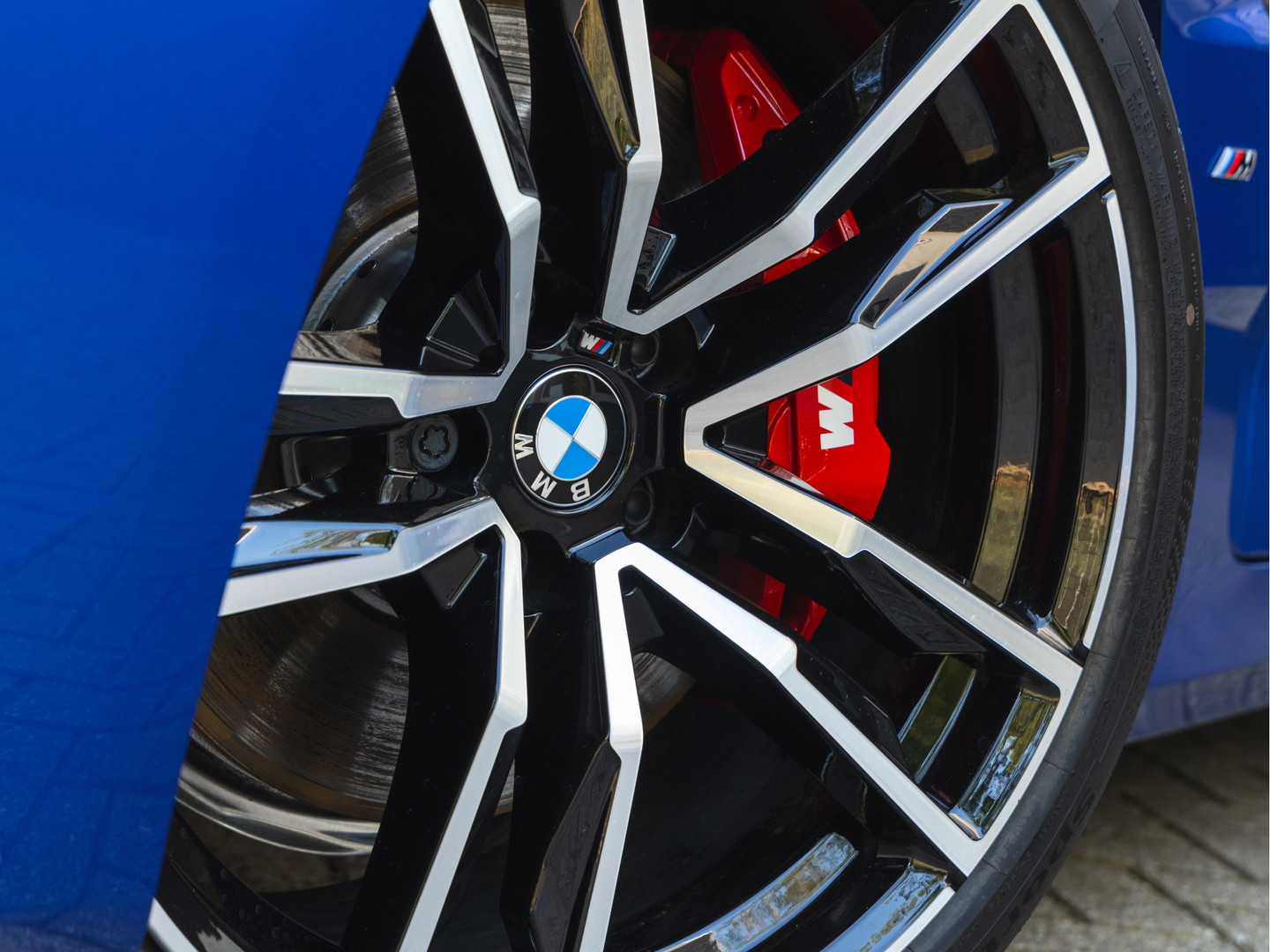 BMW BMW