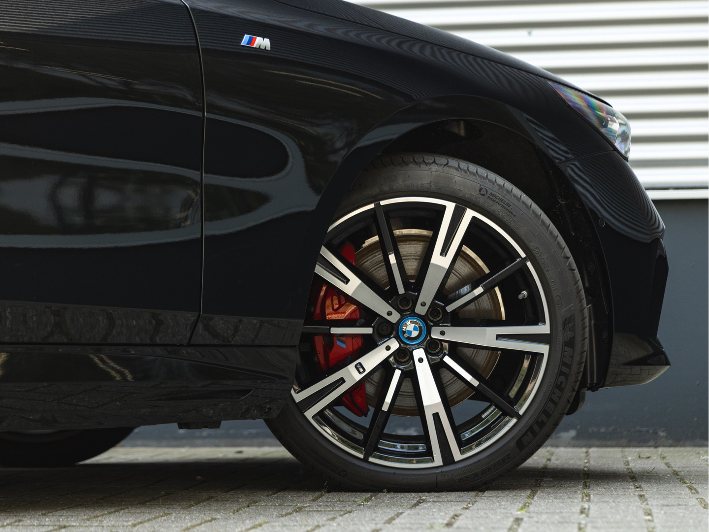 BMW BMW