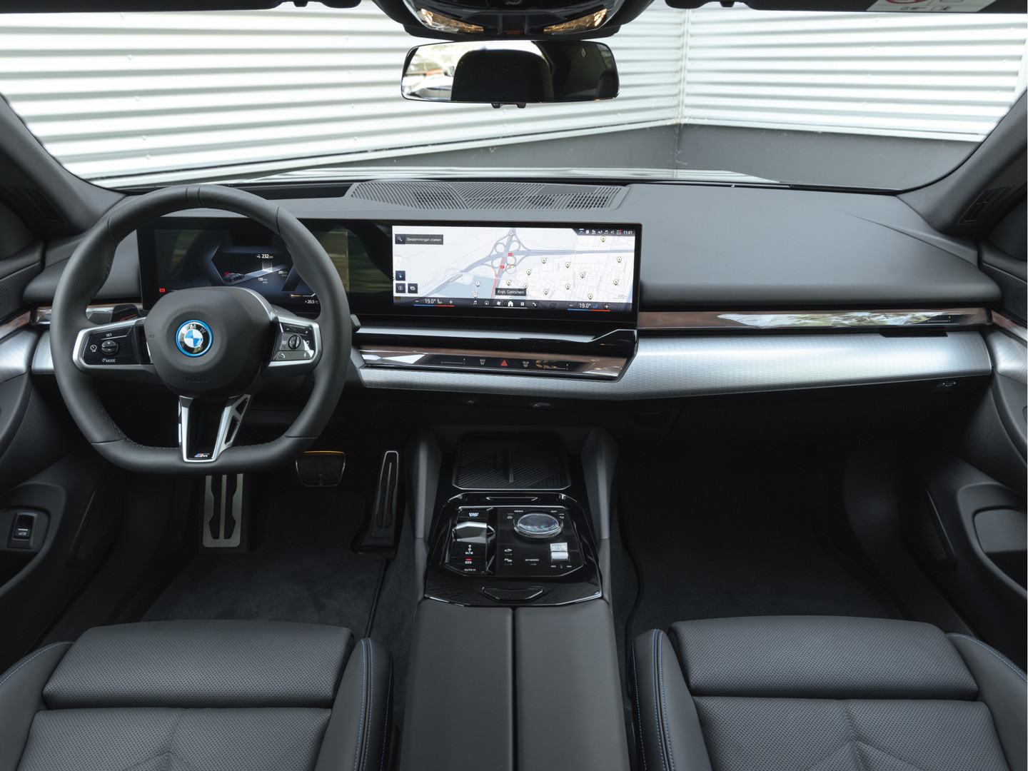 BMW BMW