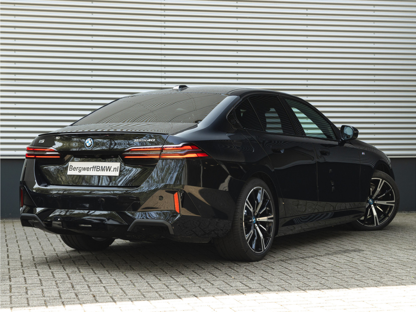 BMW BMW
