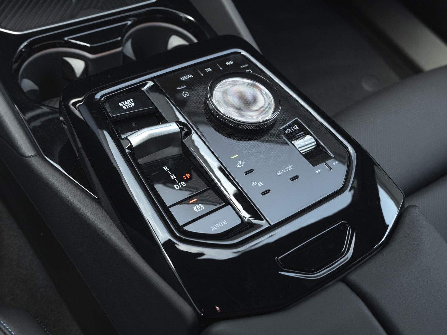 BMW BMW