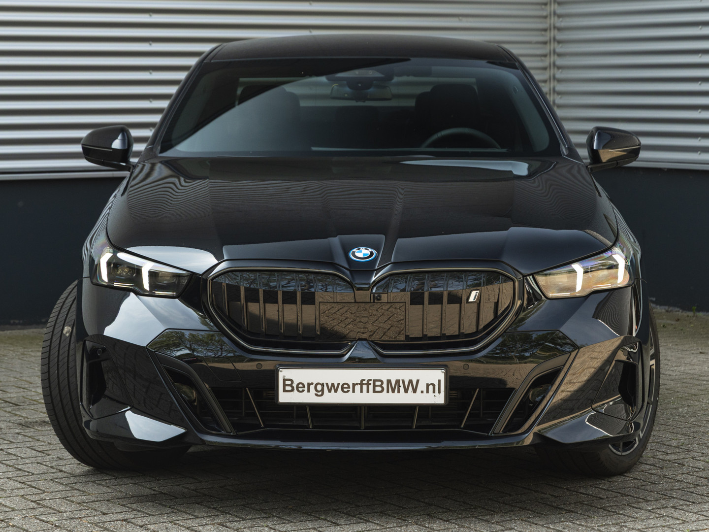 BMW BMW