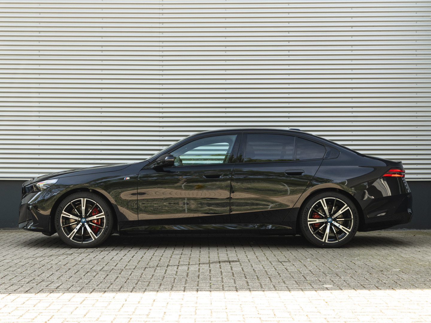 BMW BMW