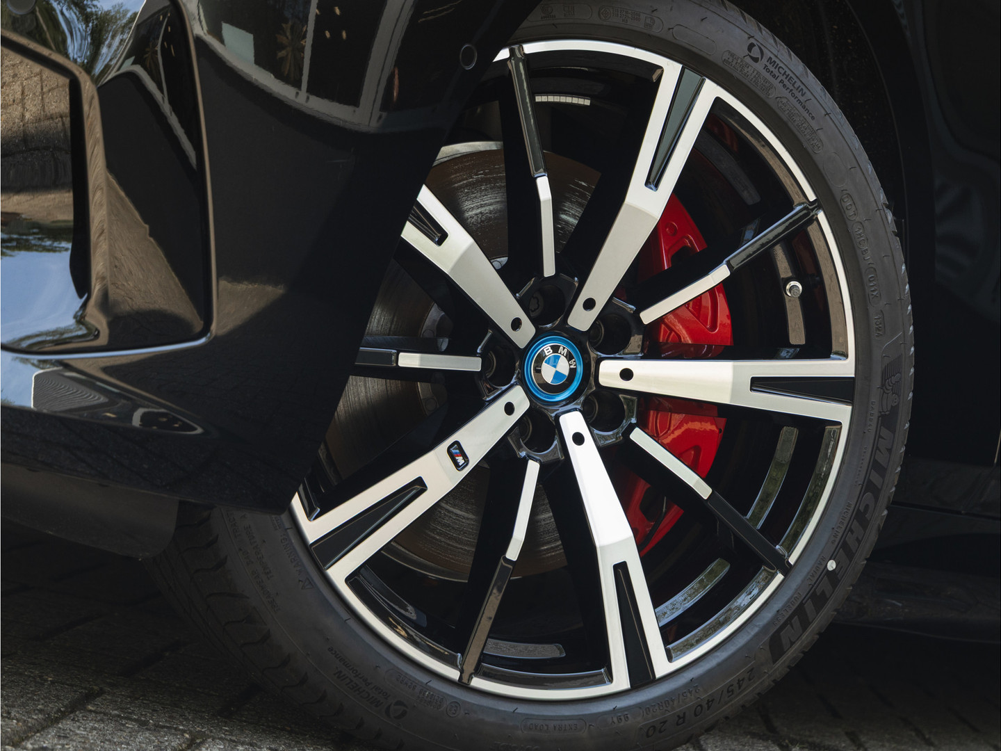 BMW BMW