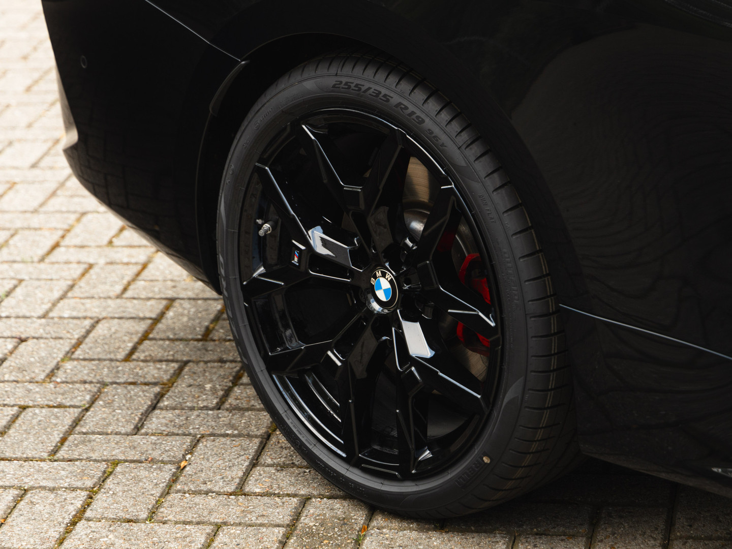 BMW BMW