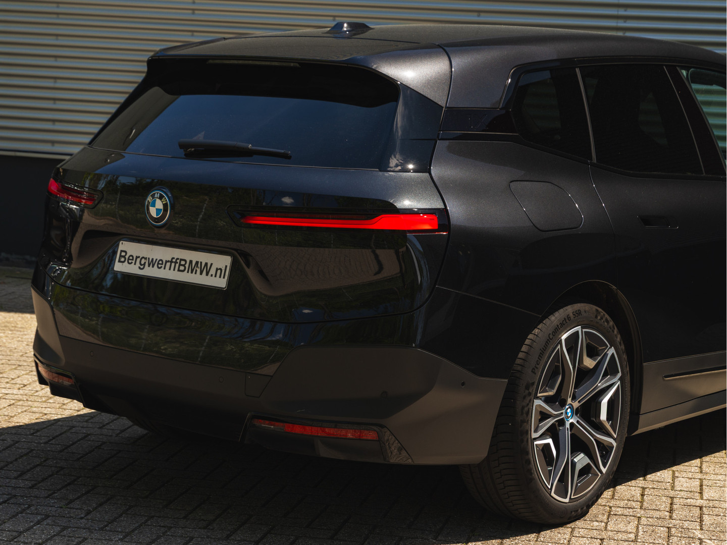 BMW BMW