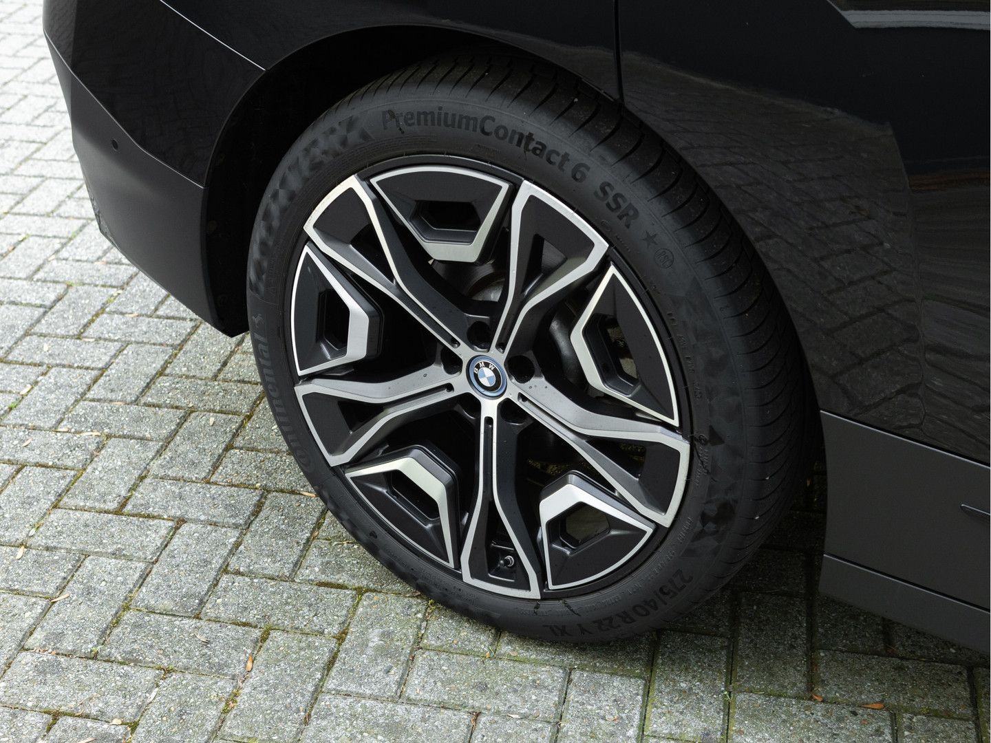 BMW BMW