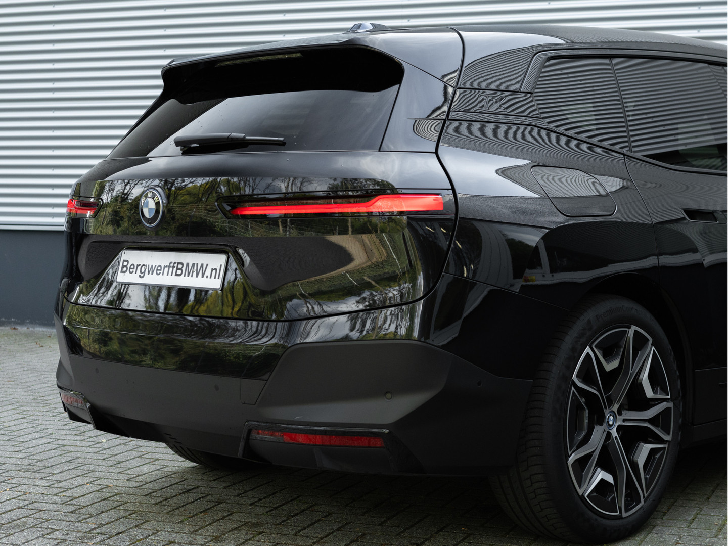BMW BMW