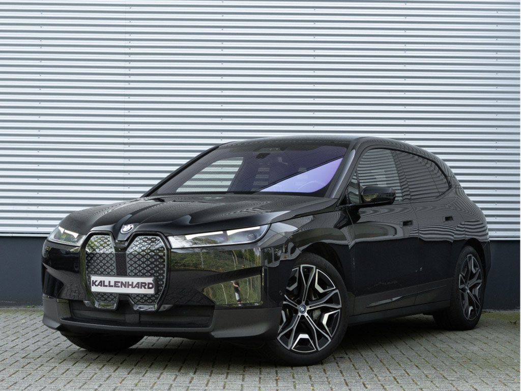 BMW BMW