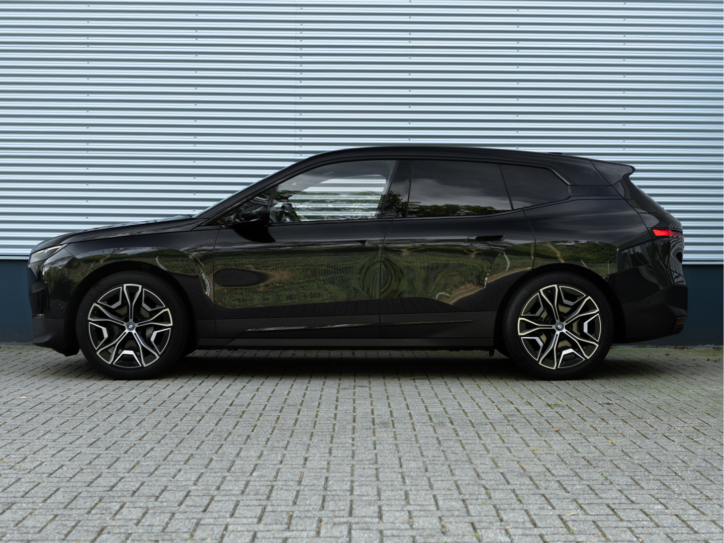 BMW BMW